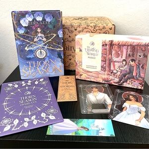 FairyLoot YA Box with Items Oct 2025
Thorn Season by Kiera Azar